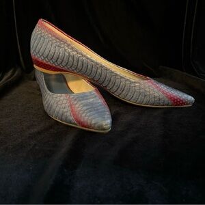 Stuart Weitzman Blue Snake With Red Accent Flats  8 1/2 N